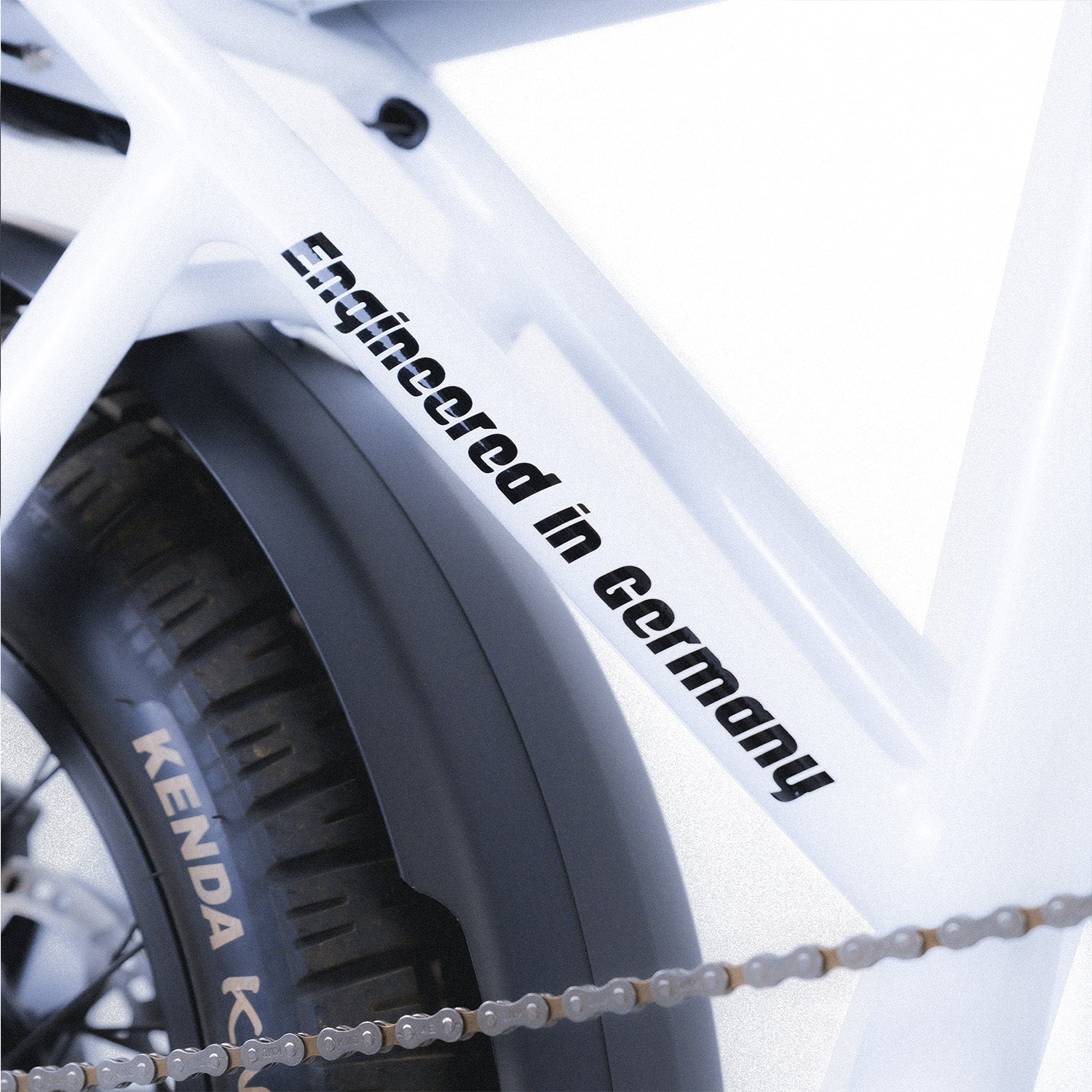 CRUZE - Sports Utility E-Bike